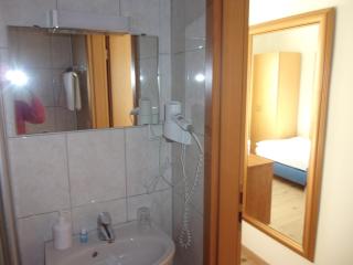 Hotel Fährhaus - Saarbrücken - 2