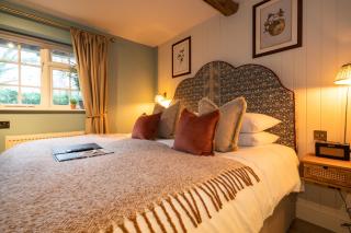 The Old House Inn - Burstow - 6