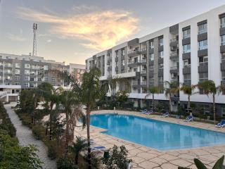 2-bedroom with pool view in Fanadir Bay Resort with free beach and pool access - Hurghada - 3