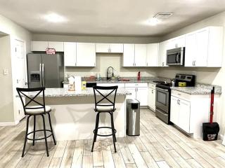 Unity House - Suite 4 in Shared Home - Tempe - 6