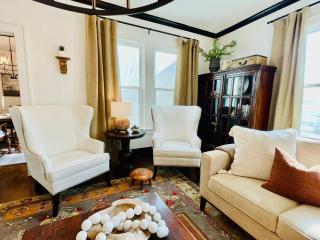 Villa de Siglo-Century Villa - Abilene - 5