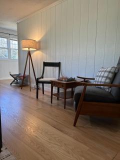 The House On Kings Corner - Mansfield - 1