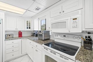 Lagoon Cocune by Book That Condo - Panama City Beach - 3