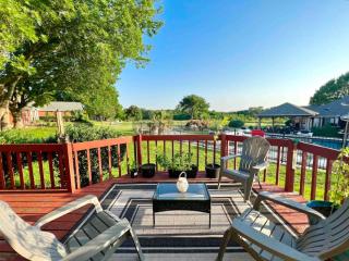 Shaded Oaks Suite Luxury Stay by the Golf Course - Temple - 0