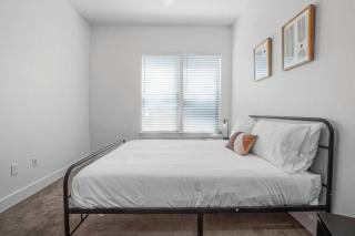 Luxurious New Unit 2Bd2Ba Pool, Golf Sim - Austin - 5