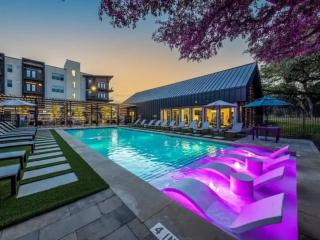Luxurious New Unit 1Bd1Ba Pool, Golf Sim - Austin - 6
