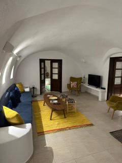 Anedosa Cave House - - 3