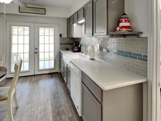 The Charming Cozy Cottage - Rockport - 2