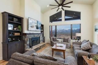 321 Castle Ridge Drive - 4