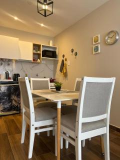 Departamento de 1 dormitorio a metros del Monumento Nacional a la Bandera con cochera opcional - 1