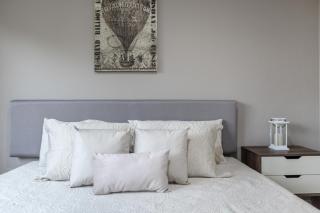 Bright & Stylish in Roma Condesa Sleeps 7 - 9