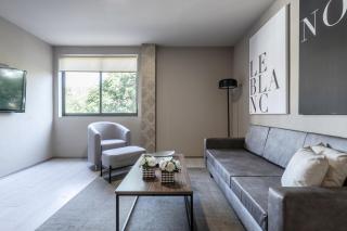 Bright & Stylish in Roma Condesa Sleeps 7 - 3