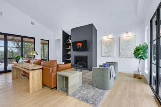 Pasatiempos - Wimberley - 2