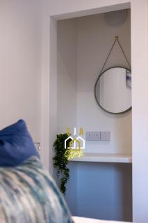 Holburn Hideaway - SJA Stays - Modern 2 Bed Apartment - 3