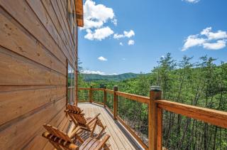 Smoky Best - Mountain Top Hideaway - 6