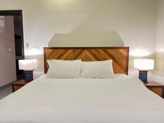 2 Bedroom Appartment Near Airport & Moterway - Islamabad - 8