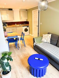 GRANBY APARTMENTS F-1 - 4