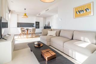 LM362B - 2 BR penthouse with large sundeck - Estepona - 4