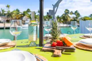 Seabreeze Cove Waterfront Gem 38 foot Dock Cabana Club - Marathon - 7