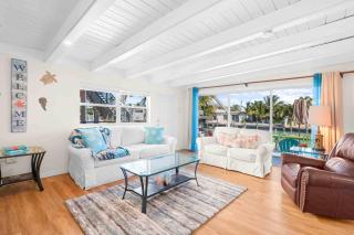 Seabreeze Cove Waterfront Gem 38 foot Dock Cabana Club - 1
