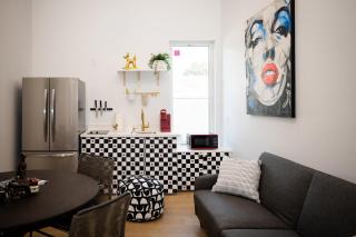 Charming 1BR Near Airport & Studios , EV - Burbank - 0