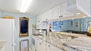 Private Beach, 2 Pools & Hot Tub - 6