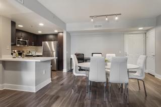 Modern Santa Monica 2Bedrooms with Jacuzzi &Parking - Los Angeles - 4