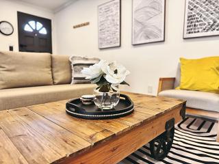 Comfortable 2Bed in Duplex with private Sunroom - San Diego - 7