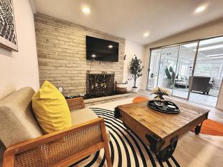 Comfortable 2Bed in Duplex with private Sunroom - San Diego - 0