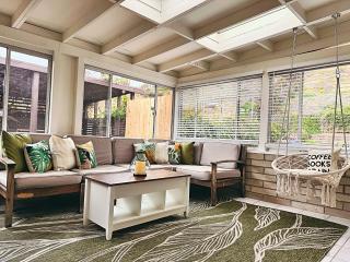 Comfortable 2Bed in Duplex with private Sunroom - San Diego - 1