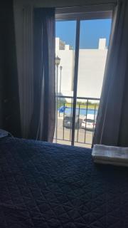 Moderno Apartamento con Piscina y 2 habitaciones en Querétaro - Atlacholoaya - 4