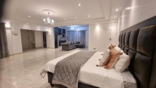 Kays Holiday Homes - 6