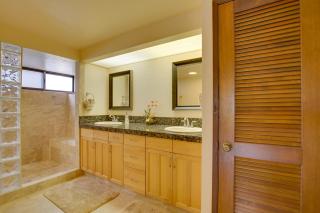 Kailua-Kona Condo with Resort Access and Ocean View! - Kailua-Kona - 1