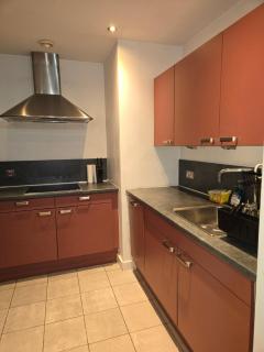 Cosy 2 bedroom apartment - 3