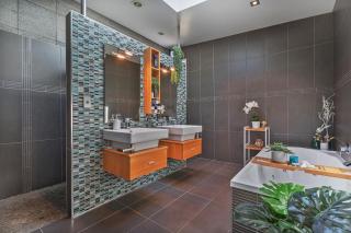 Hosts on the Coast Paradise on Pacific - Whitianga - 1