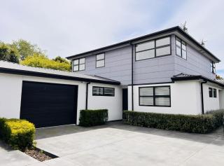Hutcheson St - Christchurch Holiday Homes - - 0
