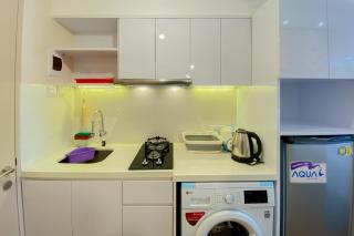 Best and Comfy Studio Tokyo Riverside PIK 2 Apartment By Travelio - Rawalembang - 2