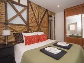 Home 4 You - Lisbon - 1