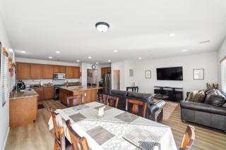 Charming Pet-Friendly Getaway in Sunny Beaumont home - Beaumont - 6