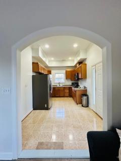 New Oasis by DC - Hyattsville - 7
