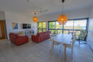 31 at Home - Absolute Beachfront - Point Lookout - 9