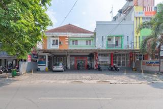 Reddoorz at Ciliwung Guest House Syariah - Malang - 9