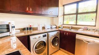 Spacious Umhlanga apartment - Durban - 8