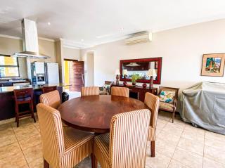 Spacious Umhlanga apartment - Durban - 3