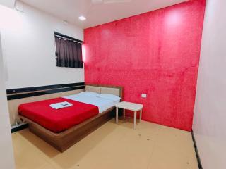 Malhar Guest House - 9