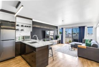 Porta Bella - Euro Elegance meets Modern Flair - Cairns - 7
