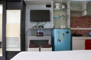 Compact and Elegant Studio Maple Park Sunter Apartment By Travelio - Jakarta - 6