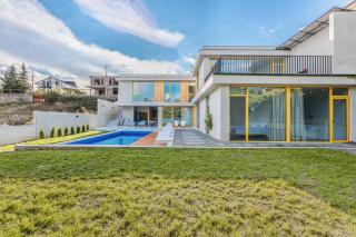 Villa Tabori Hill - Modern 7BR Villa near Old Tbilisi - Tbilisi City - 7