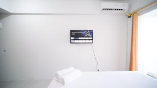 Best Choice and Comfy Studio Apartment at Suncity Residence By Travelio - Sidoarjo - 4