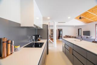 3BR Pool Villa with Panoramic Views in Bangtao - - 0